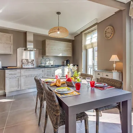 Vue Magenta Ap4484 By Riviera Homes