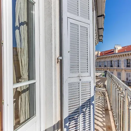 Vue Magenta Ap4484 By Riviera Homes